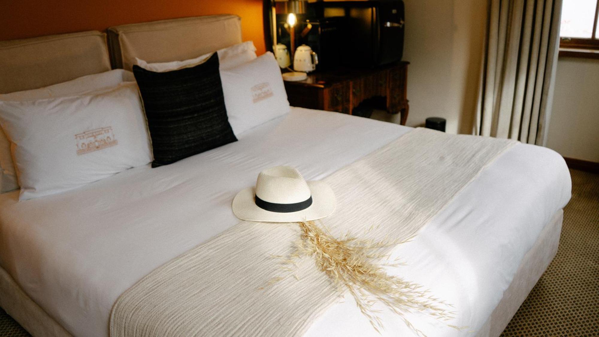 Sonnekus Boutique Hotel & Bistro カーク・ベイ エクステリア 写真