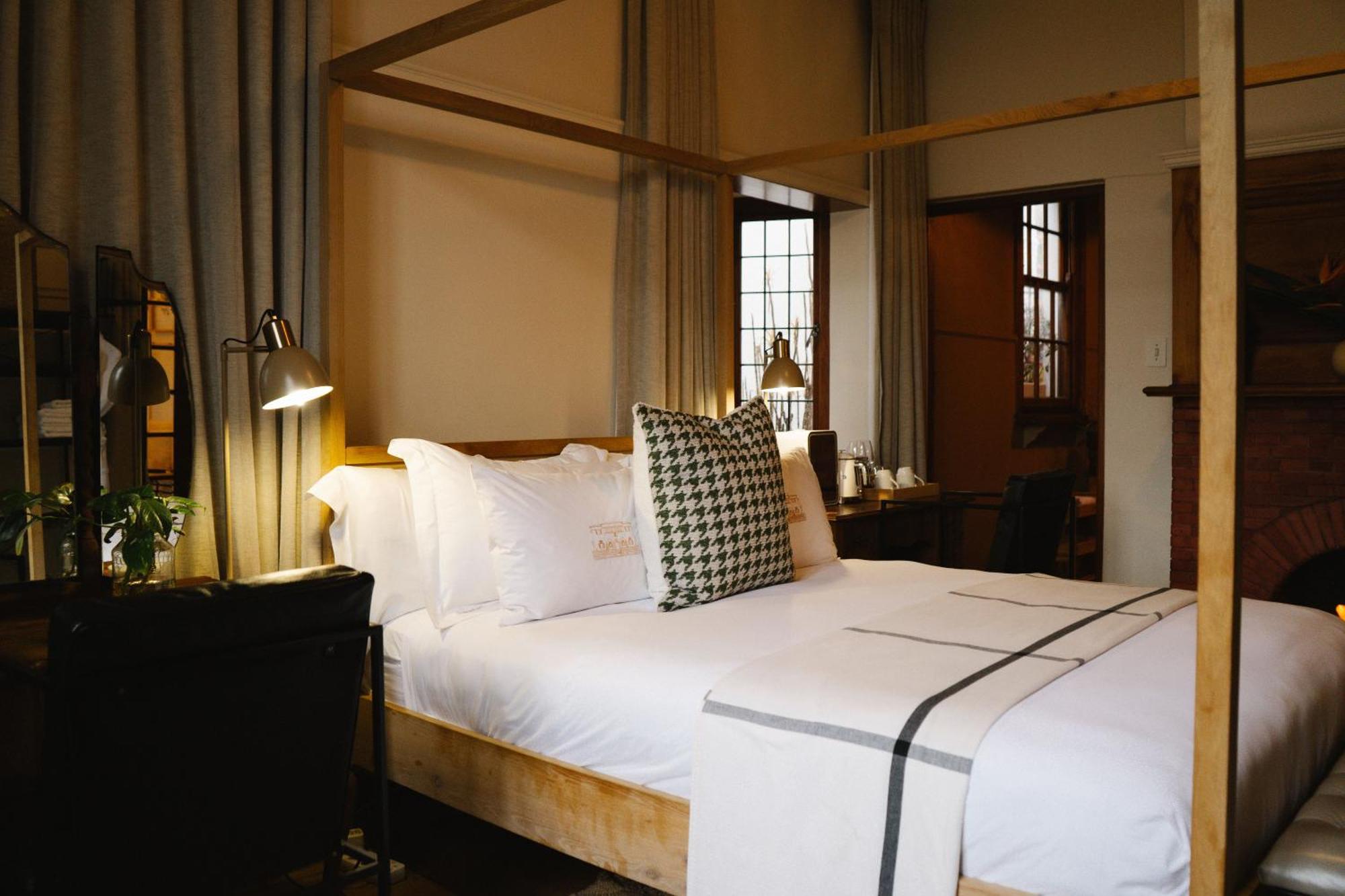 Sonnekus Boutique Hotel & Bistro カーク・ベイ エクステリア 写真